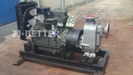 Self priming irrigation pump