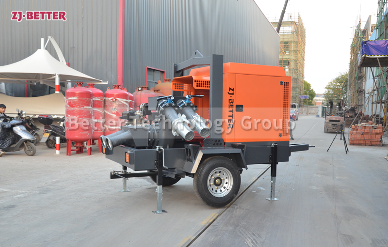 What are the main features of Better fire fighting mobile pump truck?