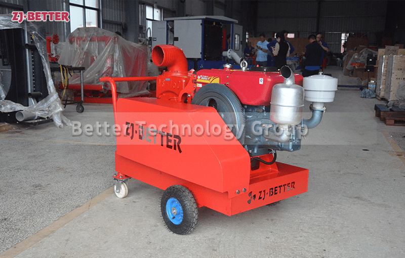 Advantages of small hand-push mobile pump truck