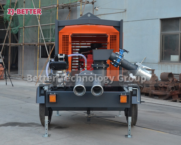 The mobile pump truck can quickly and flexibly reach the application site