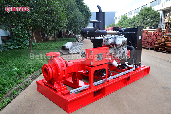 Diesel engine fire pump for large flow fire water supply