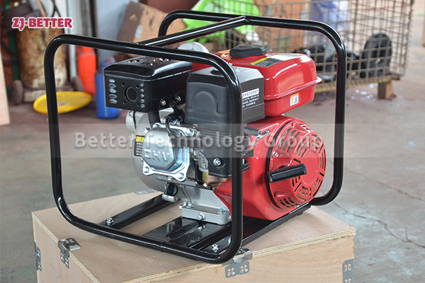 Hand-held diesel fire pump with high output power