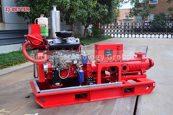Multistage fire pump with compact structure
